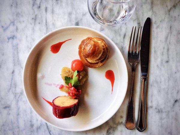 How to Prepare an Authentic Brazilian Feijoada with Smoked Meats?